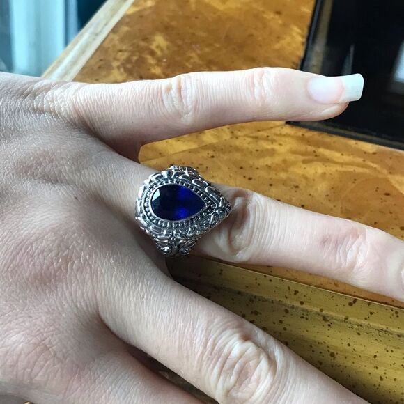 Natural Blue Sapphire Sterling Silver Ring Size 7 - Picture 2 of 10